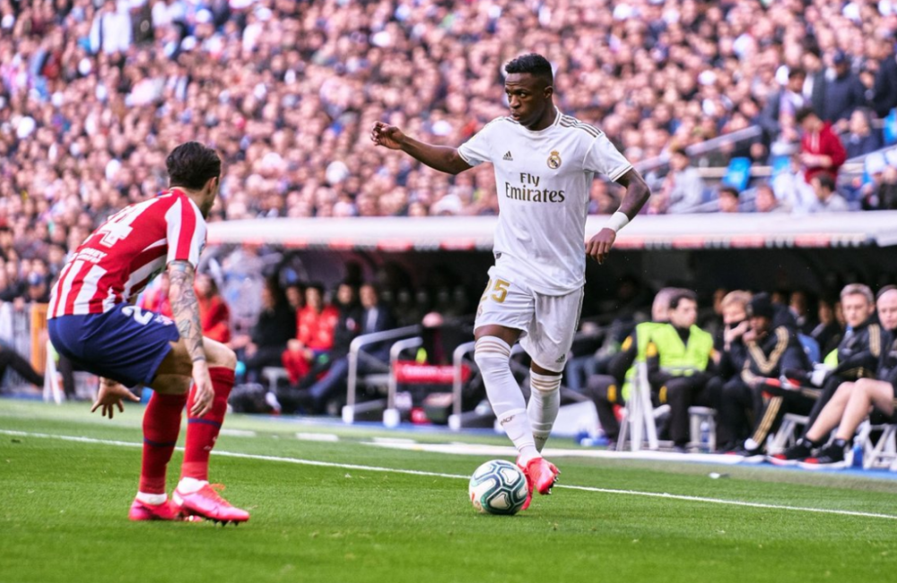  佛罗伦萨客场胜强敌提升排名  